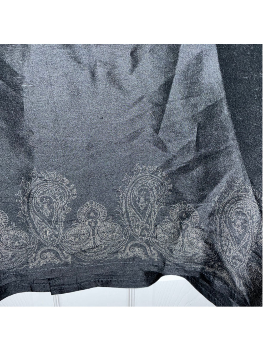 Claiborne 100% Silk Button Down Shirt XL Black Grey Paisley - Picture 5 of 5